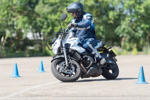 Motorrijbewijspoint Veldhoven motor rijtest